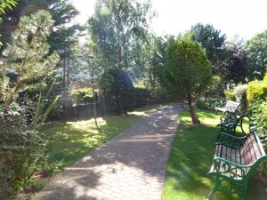 Photo 1- click for photo gallery